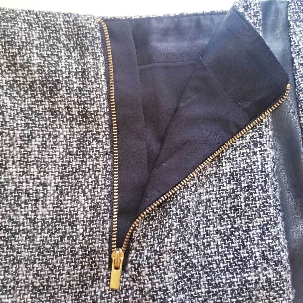Banana Republic Mini Skirt Size 12 - Picture 3 of 7